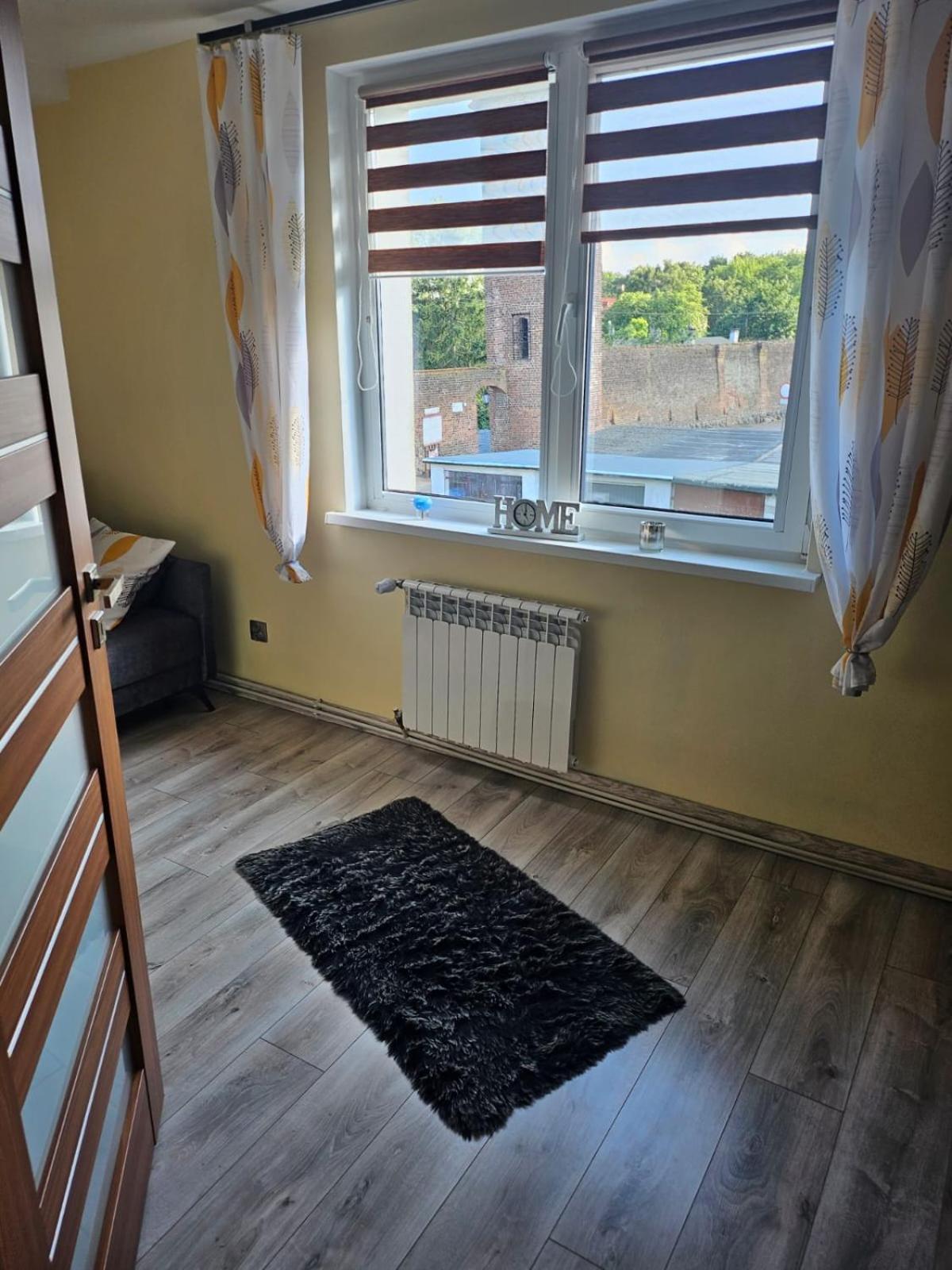 Ferienwohnung Apartament Baszta Kaszana Trzebiatow nad Rega Exterior foto